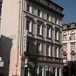 Garni Djaran * Offenbach am Main