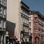 Garni Djaran * Offenbach am Main
