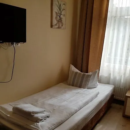 Hotel Garni Djaran