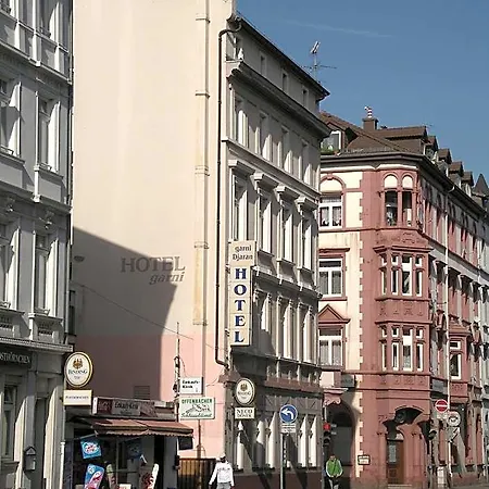 Garni Djaran Hotel *