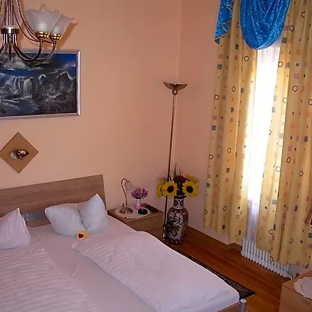 Garni Djaran Hotel Offenbach am Main
