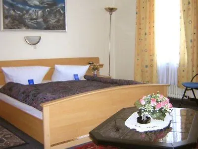 Garni Djaran Szálloda Offenbach am Main